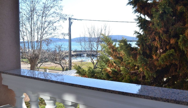 One bedroom apartment near beach Turanj, Biograd (A-25849-b)