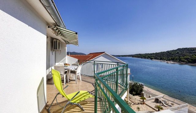 One bedroom apartment near beach Jezera, Murter (A-796-d) in Jezera