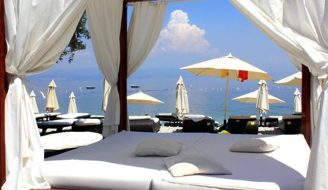 One bedroom apartment near beach Medveja, Opatija (A-3430-a)