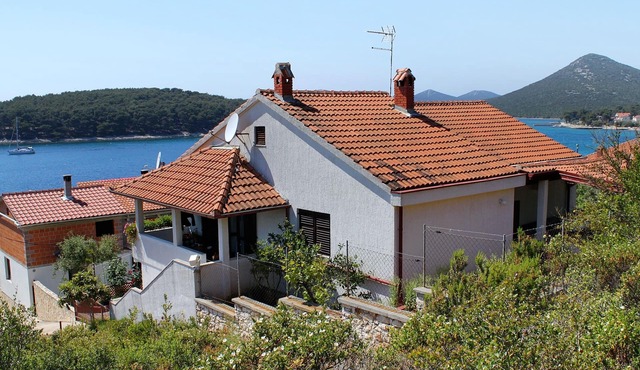 One bedroom apartment near beach Brgulje, Molat (A-6243-a) in Molat