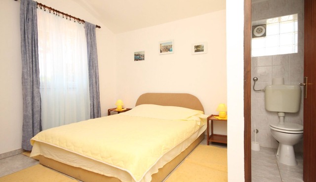 One bedroom apartment with air-conditioning Artatore, Lošinj (A-8007-b)