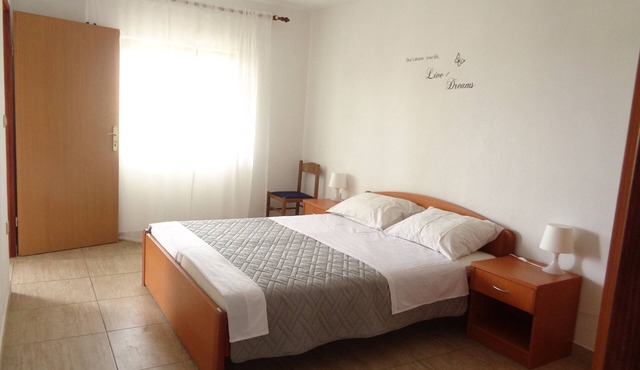 One bedroom apartment with terrace and sea view Lopar, Rab (A-17103-c) in Lopar