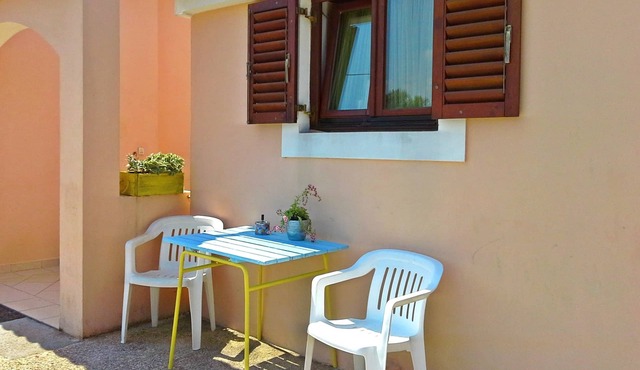 One bedroom apartment with terrace and sea view Sutomišćica, Ugljan (A-912-a)