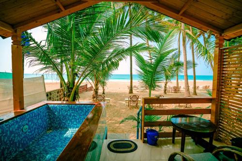 orange sky beach bungalow in Agonda