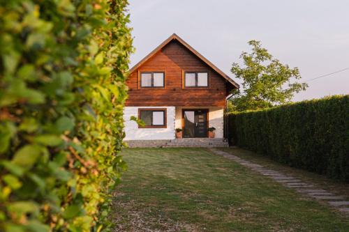 Orastioara Retreat in Beriu