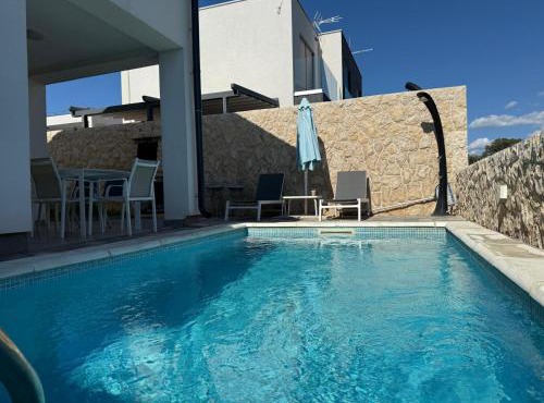 PALMandre (Pag Apartment Luxurious) in Mandre