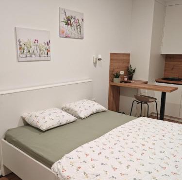 Pe Pe room