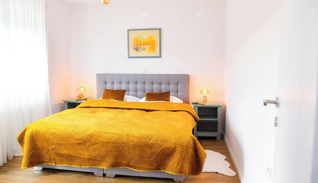 Peaceful countryside apartments in Međimurje with pool, breakfast, family fun.