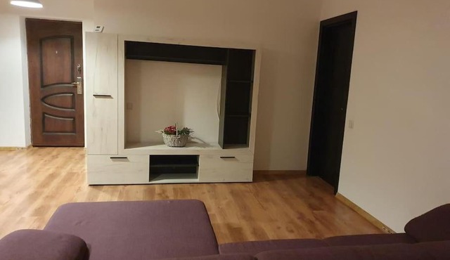 Peaceful home in Sînpetru