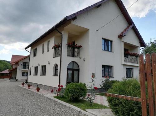 Pensiunea Baias in Birsana