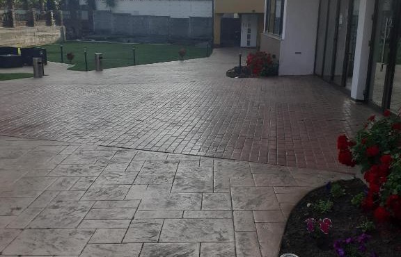Pensiunea Casa Brancusi in Peştişani