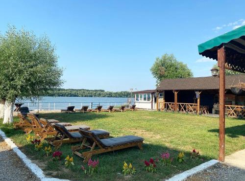 Pensiunea Laguna Balteni in Tulcea