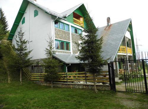 Pensiunea Luminita in Ciungetu