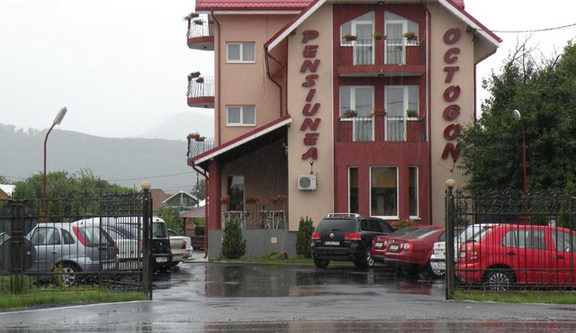 Pensiunea Octogon in Piatra Neamţ