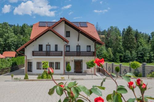 Pensiunea Sofy Mar in Poiana Micului