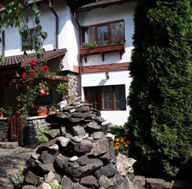 Pensiunea Trei Ponei in Corbeni