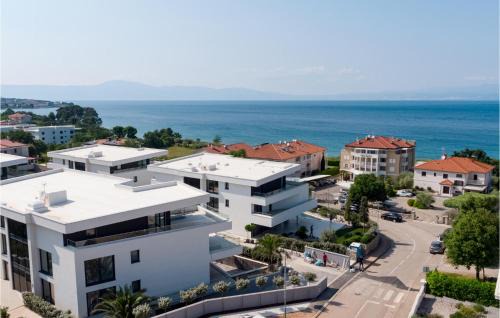 Pet Friendly Apartment In Malinska With Wifi