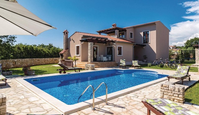 Pet friendly home in Pula in Pula