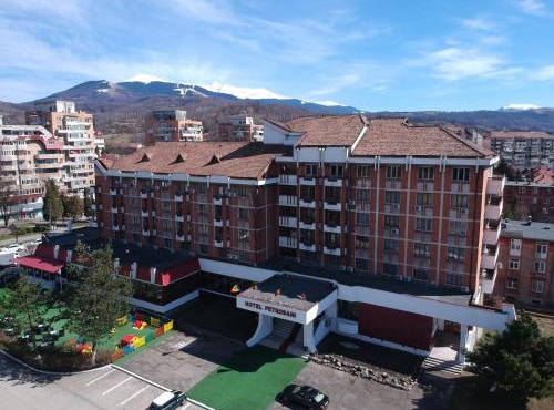 Petrosani Camere de Inchiriat - Hotel Petroshani srl in Petrosani