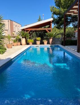 Pine Tree Villa
