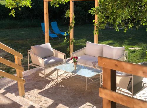 Pink Garden Events Advance Notice Required in Giarmata