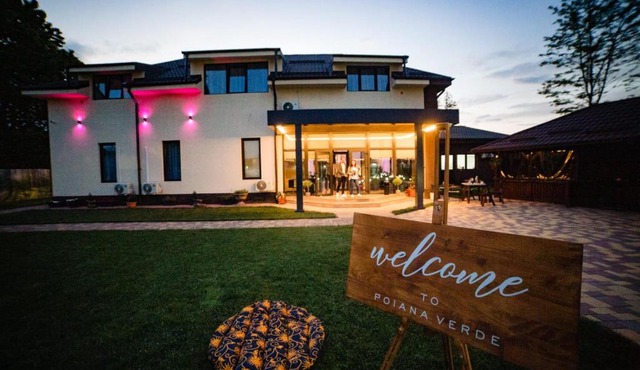 Poiana Verde Garden House in Campina
