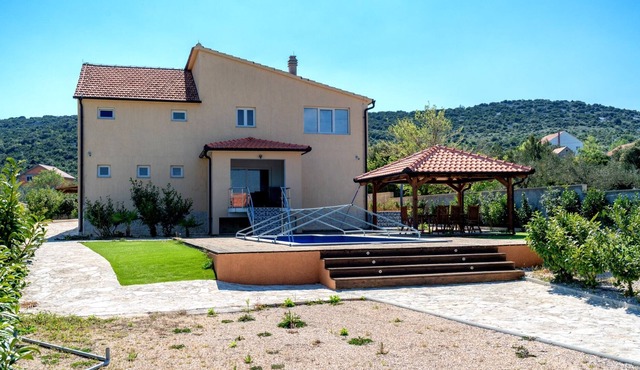 Pool Villa Julija With Gym and Sauna, Zaton kraj Šibenika, Croatia