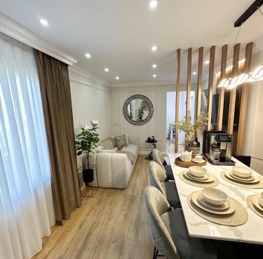 Porcelain Apartment in Radauti