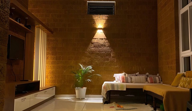 Red Rock Villa: Your Ultimate Holiday Home in the Heart of Coorg in Virajpet