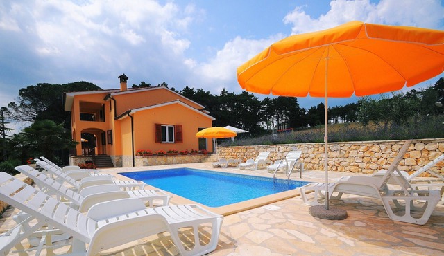 Relax And Enjoy The Peace Of Nature In Traditional Istrian Village