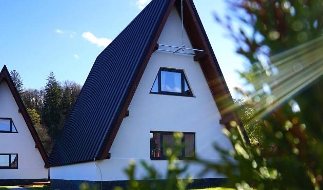 Relax Cabins in Vladeni