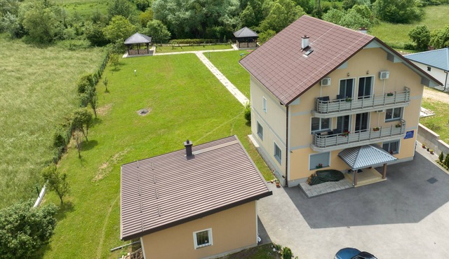 River bank &castle view apartment 2 in Bihać