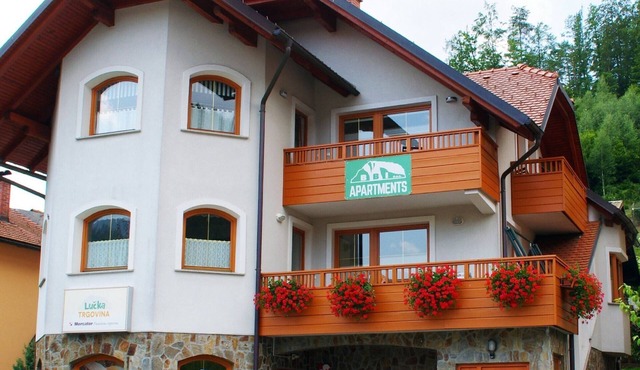 Riverside Pines Luce Apartments with Balcony - Two Bedroom Apartment with Balcony in Luce