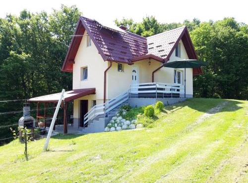 Robinson "Mountain getaway" for Rest and Recreation sorrounded by Nature