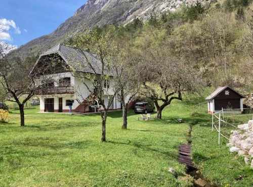 Roja House in Soča