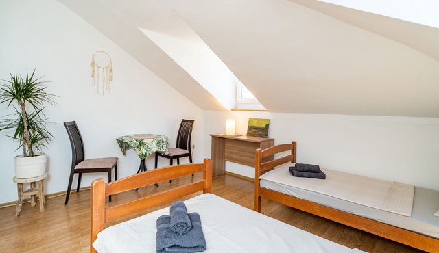 Rooms Nina - Double or Twin room with shared terrace