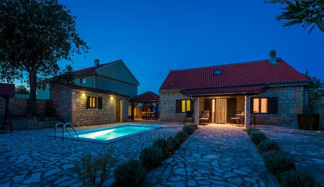 Rural House Gluic