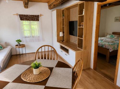 Rustic home Mia