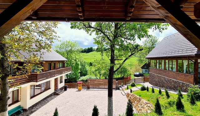 Rustic Resort in APUSENI in MARGAU
