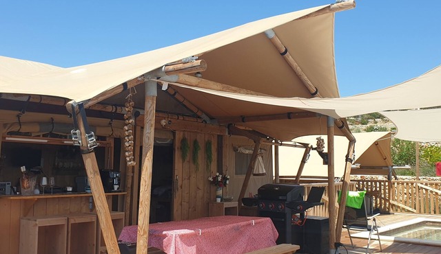 Safari Lodge mit Meerblick in Natur pur Ohne Nachbarn