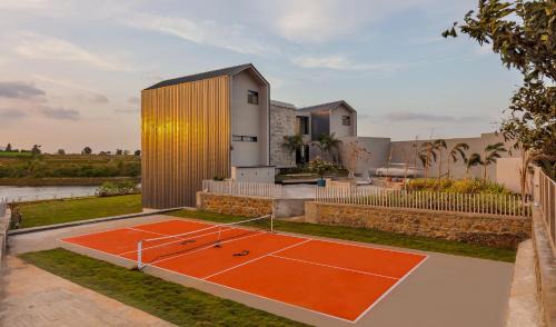 SaffronStays Serivaas The Lakeview Estate in Nashik