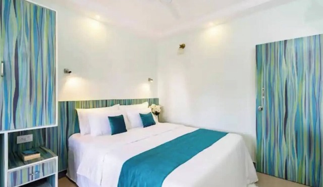 Sapna Homes 1 Bedroom apt-2, 5 min walk to beach in Kolve