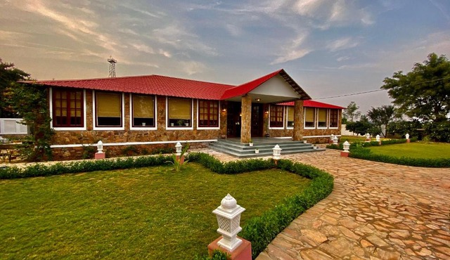 Sariska Safari Lodge in Seriska