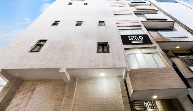 Saver SingleHotel Welcome Inn in Delhi