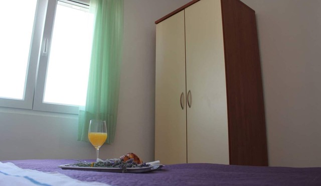 Sea View Apartment Ruza, sleeps 4