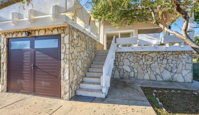 Seaside holiday house Banj, Pašman (K-21126)