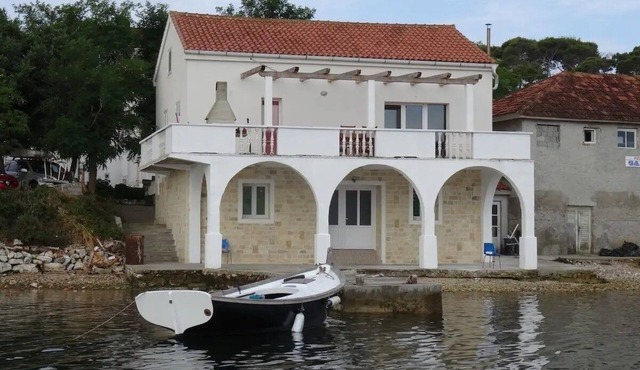 Seaside holiday house Veli Rat, Dugi otok (K-22718)