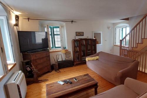 Seaside holiday house Sibenik - 23990