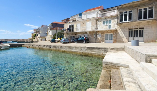 Seaside house for families with children Zavalatica, Korčula (K-19045)