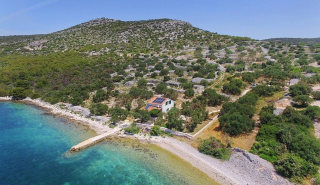 Secluded fisherman's cottage Cove Donje More, Pašman (K-8413)